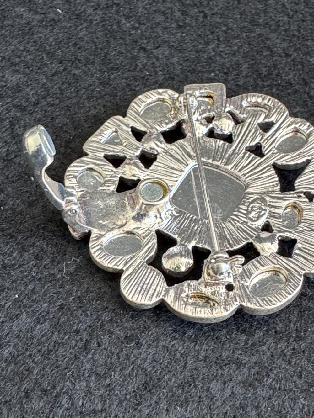 VTG Premier Designs "Hidden Gems" multi-color Rhinestone Brooch/Pendant - Picture 4 of 5